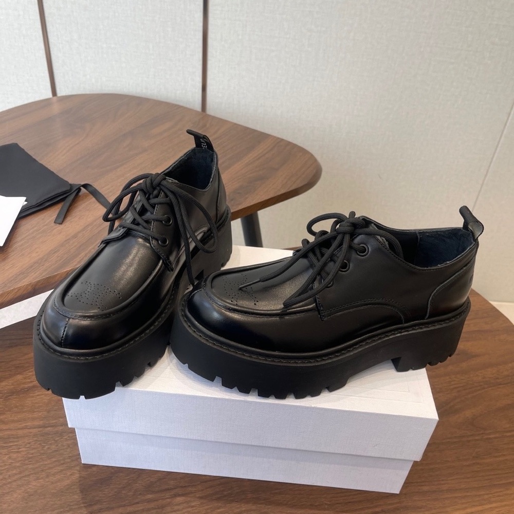 Celine Black Chunky Lace-Up Loafers - Picture 4 of 5